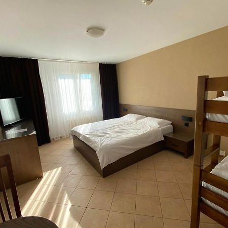 Servion Motel Des Fleurs מראה חיצוני תמונה