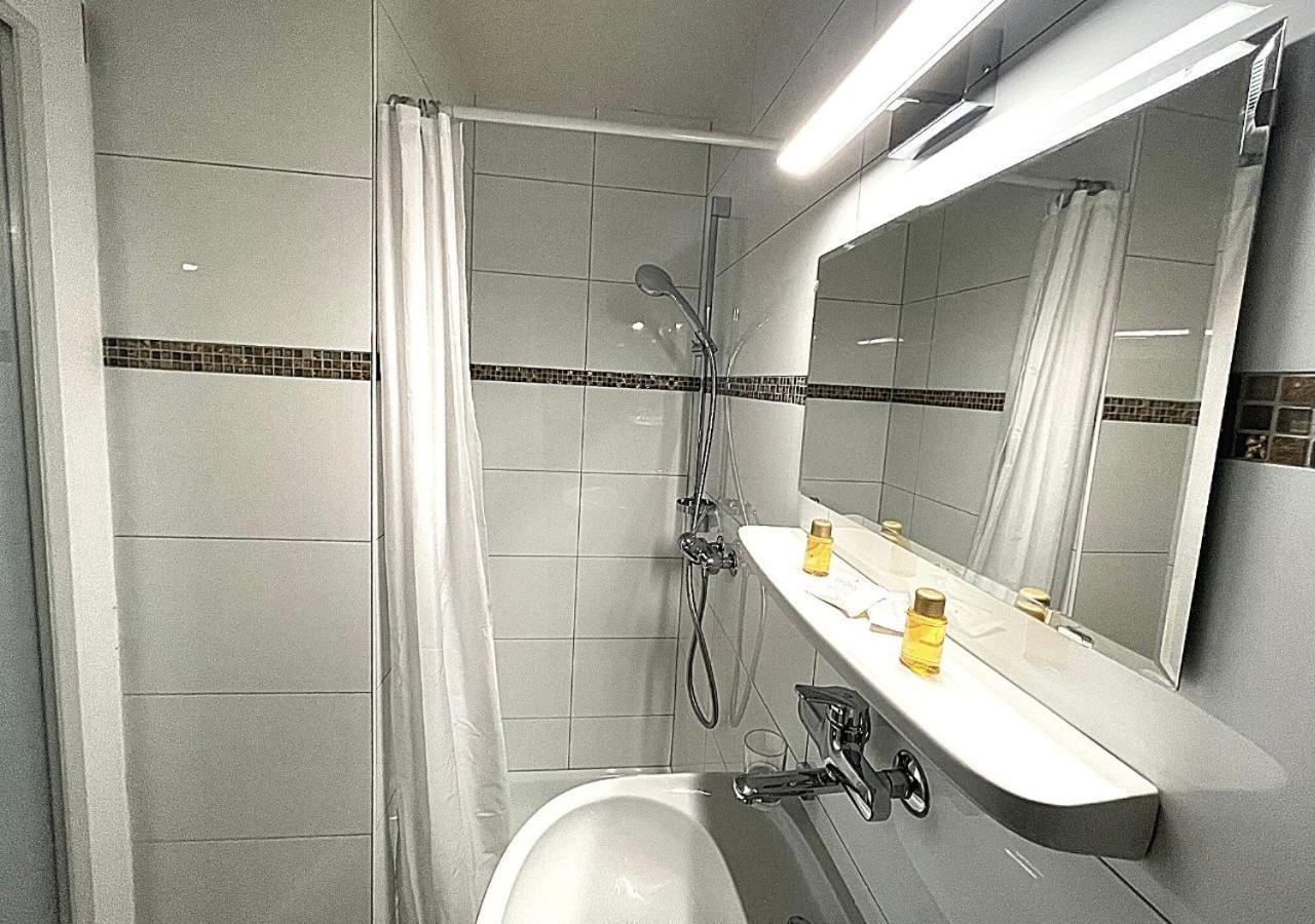 Servion Motel Des Fleurs מראה חיצוני תמונה
