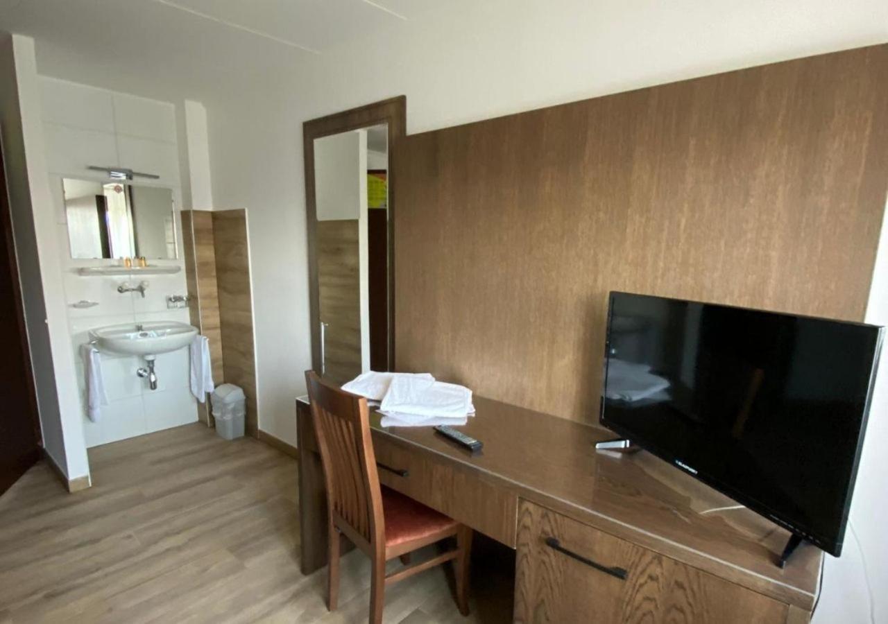 Servion Motel Des Fleurs מראה חיצוני תמונה