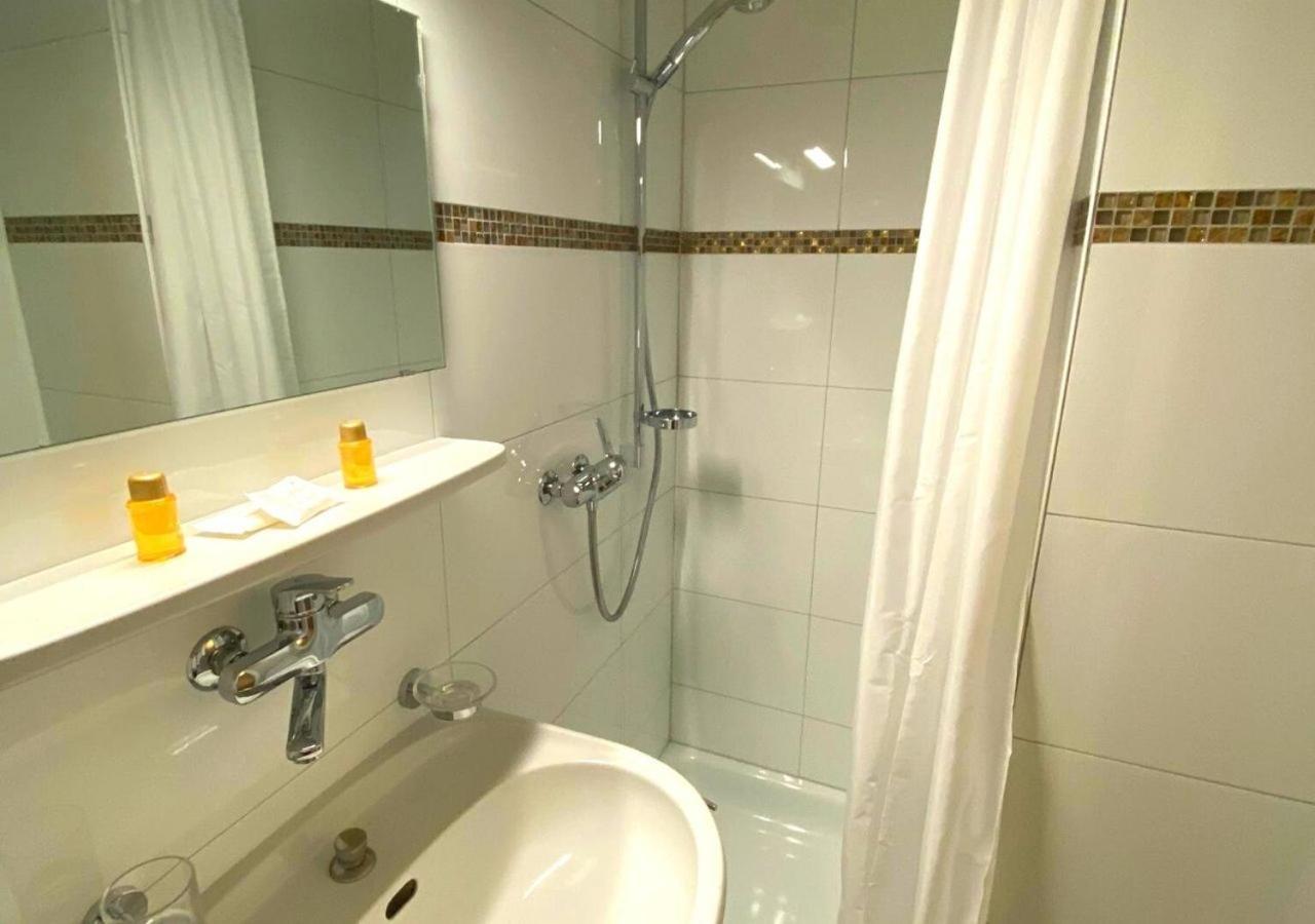 Servion Motel Des Fleurs מראה חיצוני תמונה